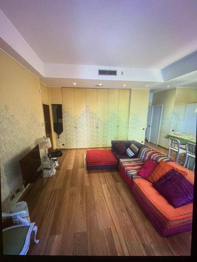 S.Ambrogio/Duomo •Jacuzzi • Luxury •Design Apartment Milan Luaran gambar
