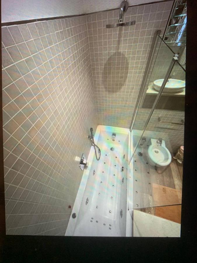 S.Ambrogio/Duomo •Jacuzzi • Luxury •Design Apartment Milan Luaran gambar