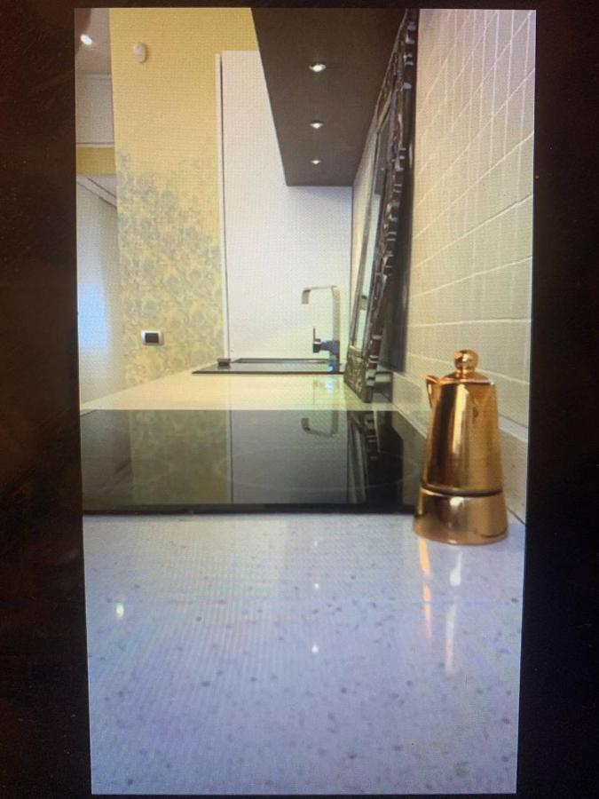S.Ambrogio/Duomo •Jacuzzi • Luxury •Design Apartment Milan Luaran gambar